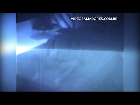 ❤️ ຜົວ films ພັນລະຍາ fucking ເພື່ອນບ້ານແລະພົບວ່າລາວເປັນ cuckold ☑ ເພດ ຢູ່ພວກເຮົາ ❌️